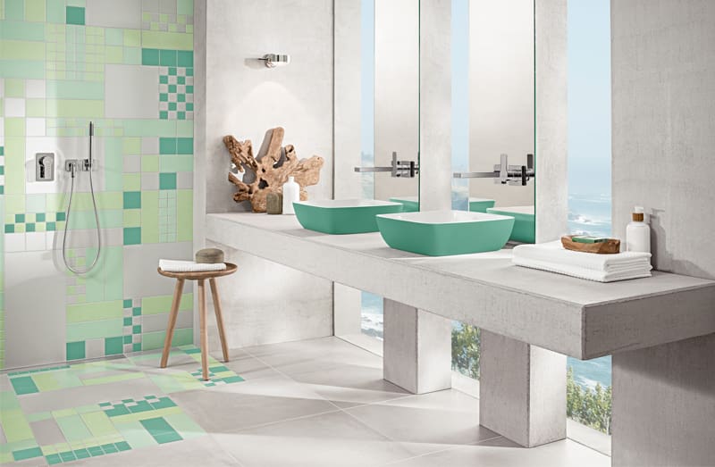 baño moderno ventanas verticales